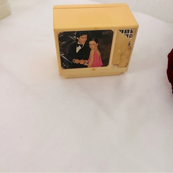 Vintage 1984 TV Meritus & Stereo System Hong Kong FURNITURE Barbie Futon Grill - Picture 7 of 10